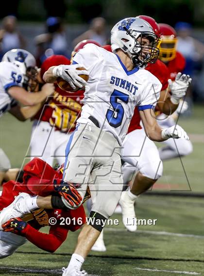 Thumbnail 3 in Summit Country Day vs Purcell Marian (Crosstown Showdown) photogallery.