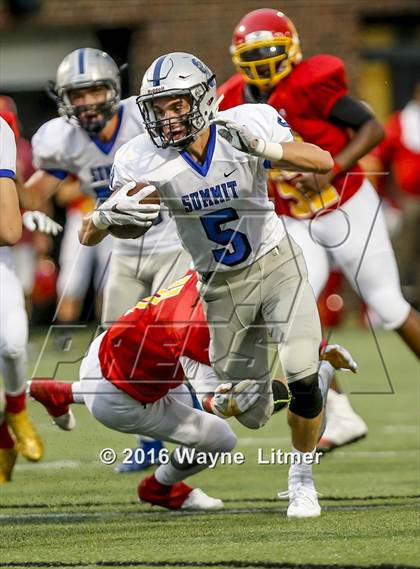 Thumbnail 3 in Summit Country Day vs Purcell Marian (Crosstown Showdown) photogallery.