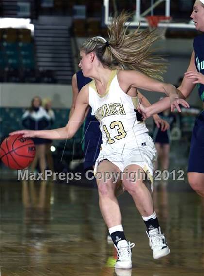Thumbnail 1 in Monarch vs. ThunderRidge (CHSAA 5A Great 8) photogallery.