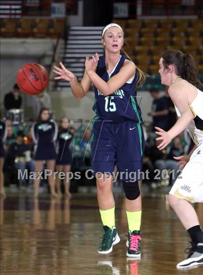 Thumbnail 2 in Monarch vs. ThunderRidge (CHSAA 5A Great 8) photogallery.