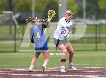 Thumbnail 3 in Brookfield @ North Haven photogallery.