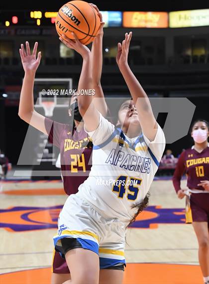Thumbnail 1 in Rock Point vs. Fort Thomas (AIA 1A Final)   photogallery.