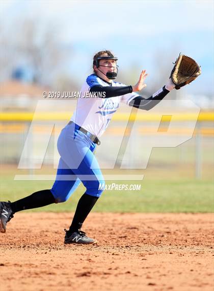 Thumbnail 3 in Gooding vs Thunder Ridge (Win The Pitch Tournament) photogallery.