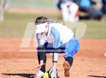 Thumbnail 2 in Gooding vs Thunder Ridge (Win The Pitch Tournament) photogallery.