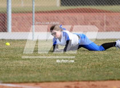 Thumbnail 2 in Gooding vs Thunder Ridge (Win The Pitch Tournament) photogallery.
