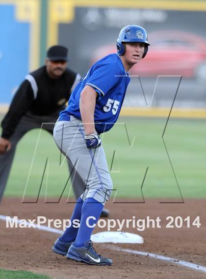 Thumbnail 2 in Santa Margarita vs. Trabuco Hills (CIF-SS D1 Semi Final) photogallery.