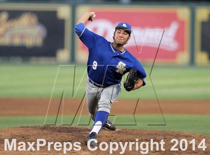 Thumbnail 3 in Santa Margarita vs. Trabuco Hills (CIF-SS D1 Semi Final) photogallery.