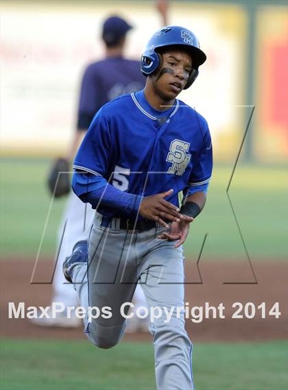 Thumbnail 2 in Santa Margarita vs. Trabuco Hills (CIF-SS D1 Semi Final) photogallery.