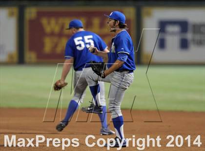 Thumbnail 2 in Santa Margarita vs. Trabuco Hills (CIF-SS D1 Semi Final) photogallery.