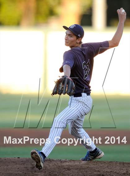 Thumbnail 3 in Santa Margarita vs. Trabuco Hills (CIF-SS D1 Semi Final) photogallery.