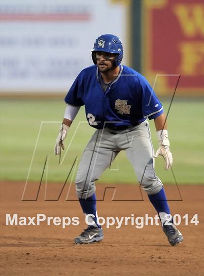 Thumbnail 3 in Santa Margarita vs. Trabuco Hills (CIF-SS D1 Semi Final) photogallery.
