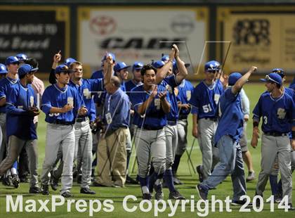 Thumbnail 3 in Santa Margarita vs. Trabuco Hills (CIF-SS D1 Semi Final) photogallery.