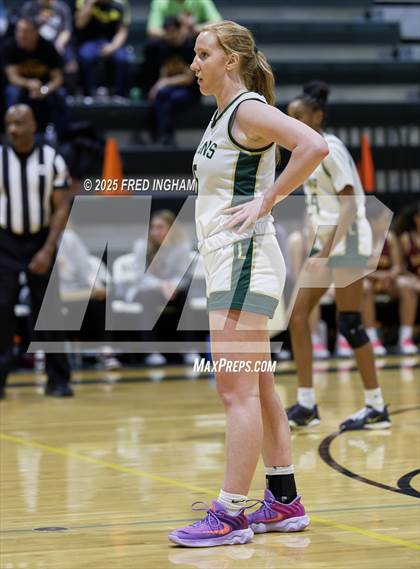 Thumbnail 3 in Langley @ Oakton (VHSL Class 6D Regional Final) photogallery.