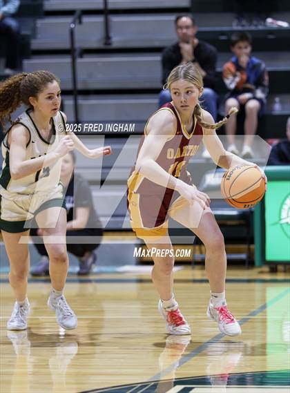 Thumbnail 3 in Langley @ Oakton (VHSL Class 6D Regional Final) photogallery.