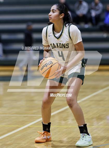 Thumbnail 2 in Langley @ Oakton (VHSL Class 6D Regional Final) photogallery.