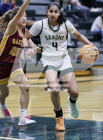 Thumbnail 2 in Langley @ Oakton (VHSL Class 6D Regional Final) photogallery.