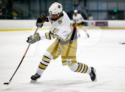 Thumbnail 1 in Regis Jesuit @ Monarch photogallery.