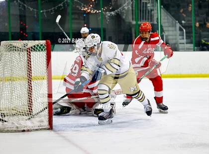 Thumbnail 2 in Regis Jesuit @ Monarch photogallery.