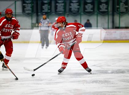 Thumbnail 1 in Regis Jesuit @ Monarch photogallery.