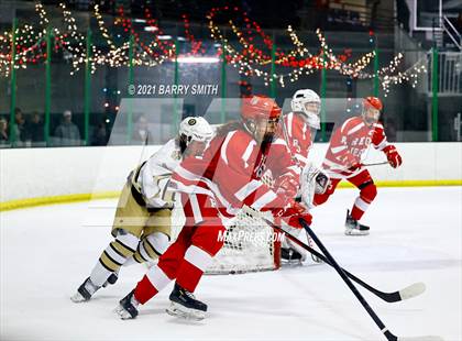 Thumbnail 1 in Regis Jesuit @ Monarch photogallery.