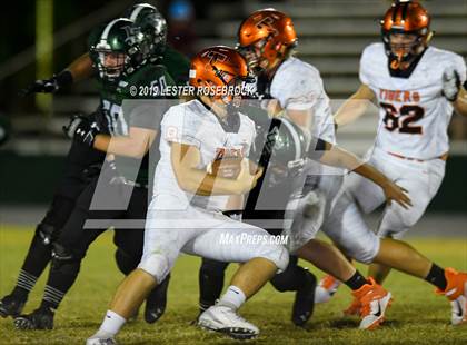 Thumbnail 2 in Smithville @ Luling photogallery.