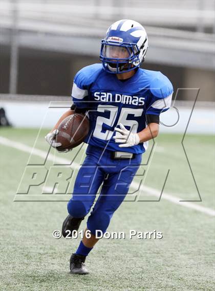 Thumbnail 3 in Bonita @ San Dimas photogallery.
