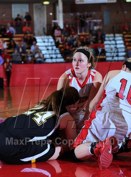 Thumbnail 3 in McPherson vs Andale (Mid America Classic 2nd Round) photogallery.