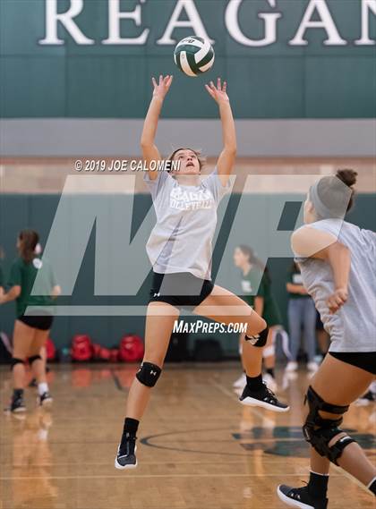 Thumbnail 1 in Alexander @ Reagan [Ronald] (Scrimmage) photogallery.