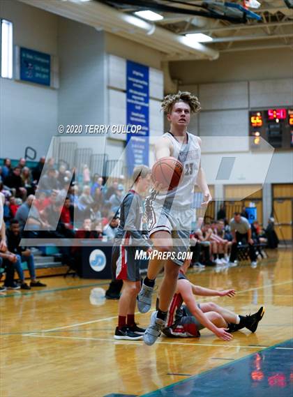 Thumbnail 1 in Grace vs. Intermountain Christian (Eagle Holiday Shootout) photogallery.