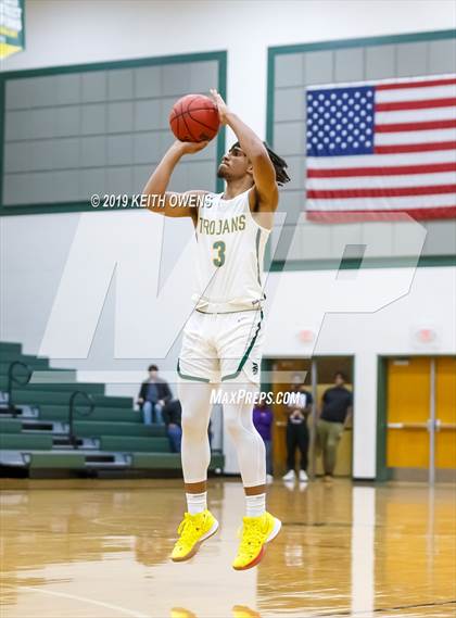 Thumbnail 1 in McKinney North vs Newman Smith (CFB Classic) photogallery.