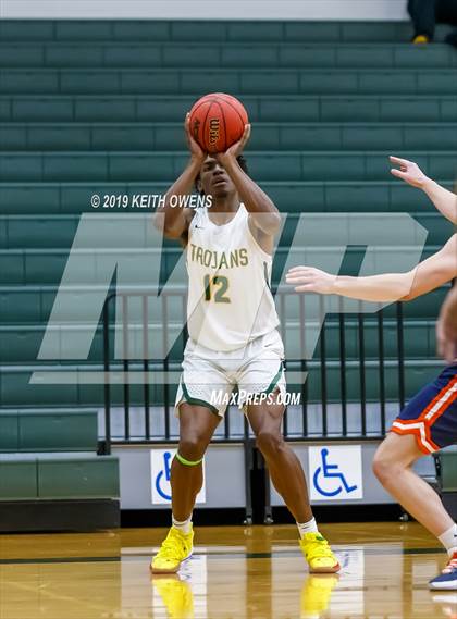 Thumbnail 1 in McKinney North vs Newman Smith (CFB Classic) photogallery.