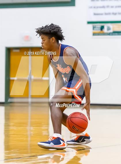 Thumbnail 2 in McKinney North vs Newman Smith (CFB Classic) photogallery.