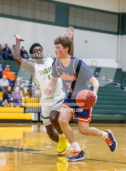 Thumbnail 1 in McKinney North vs Newman Smith (CFB Classic) photogallery.