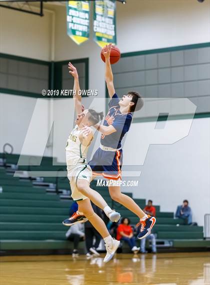 Thumbnail 3 in McKinney North vs Newman Smith (CFB Classic) photogallery.