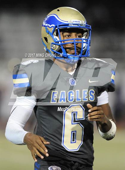 Thumbnail 2 in Santa Margarita vs. Alemany photogallery.
