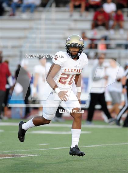 Thumbnail 2 in Santa Margarita vs. Alemany photogallery.