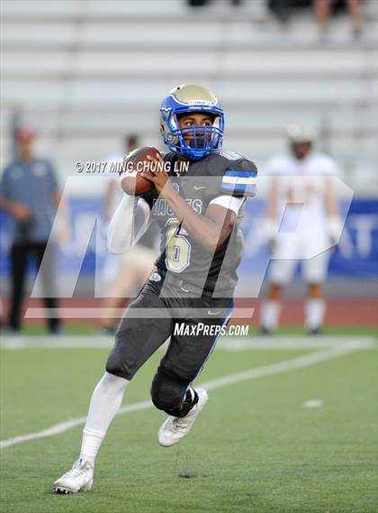 Thumbnail 1 in Santa Margarita vs. Alemany photogallery.