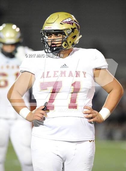 Thumbnail 2 in Santa Margarita vs. Alemany photogallery.
