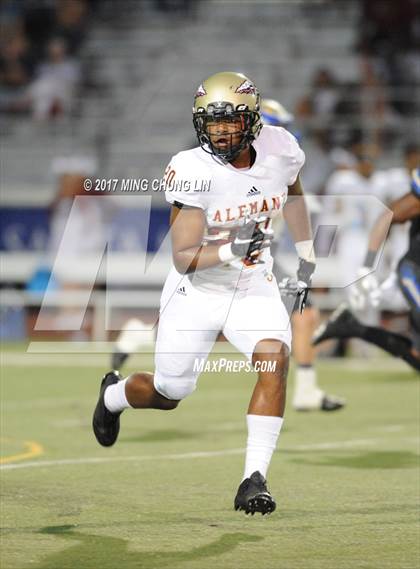 Thumbnail 2 in Santa Margarita vs. Alemany photogallery.