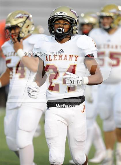 Thumbnail 2 in Santa Margarita vs. Alemany photogallery.