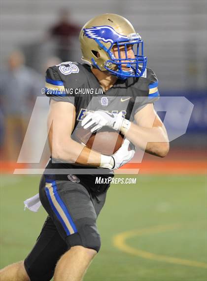 Thumbnail 3 in Santa Margarita vs. Alemany photogallery.