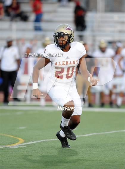 Thumbnail 3 in Santa Margarita vs. Alemany photogallery.