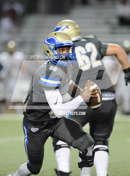 Thumbnail 1 in Santa Margarita vs. Alemany photogallery.