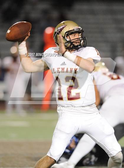 Thumbnail 2 in Santa Margarita vs. Alemany photogallery.