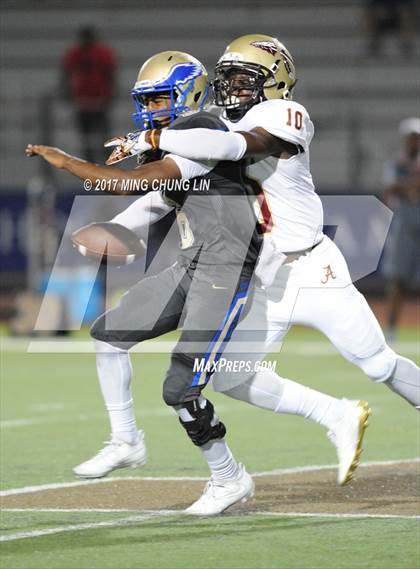 Thumbnail 1 in Santa Margarita vs. Alemany photogallery.