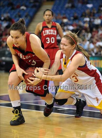 Thumbnail 3 in Lincoln vs. St. Francis (CIF SJS D1 Final) photogallery.