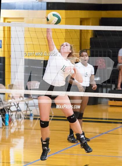 Thumbnail 1 in Hixson vs Notre Dame photogallery.