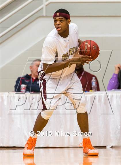 Thumbnail 2 in Christ the King vs Sacred Heart (Spalding HoopHall Classic) photogallery.