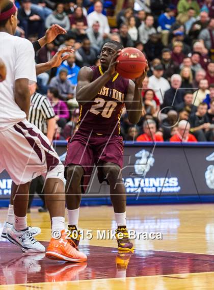 Thumbnail 1 in Christ the King vs Sacred Heart (Spalding HoopHall Classic) photogallery.
