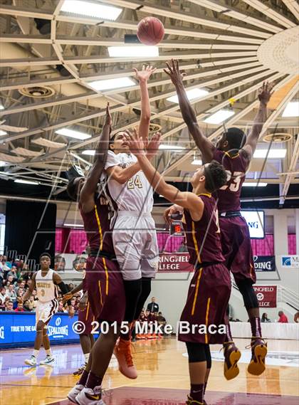 Thumbnail 1 in Christ the King vs Sacred Heart (Spalding HoopHall Classic) photogallery.